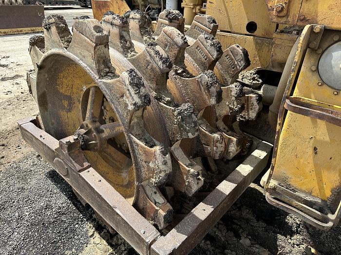 Used 1973 CATERPILLAR 815
