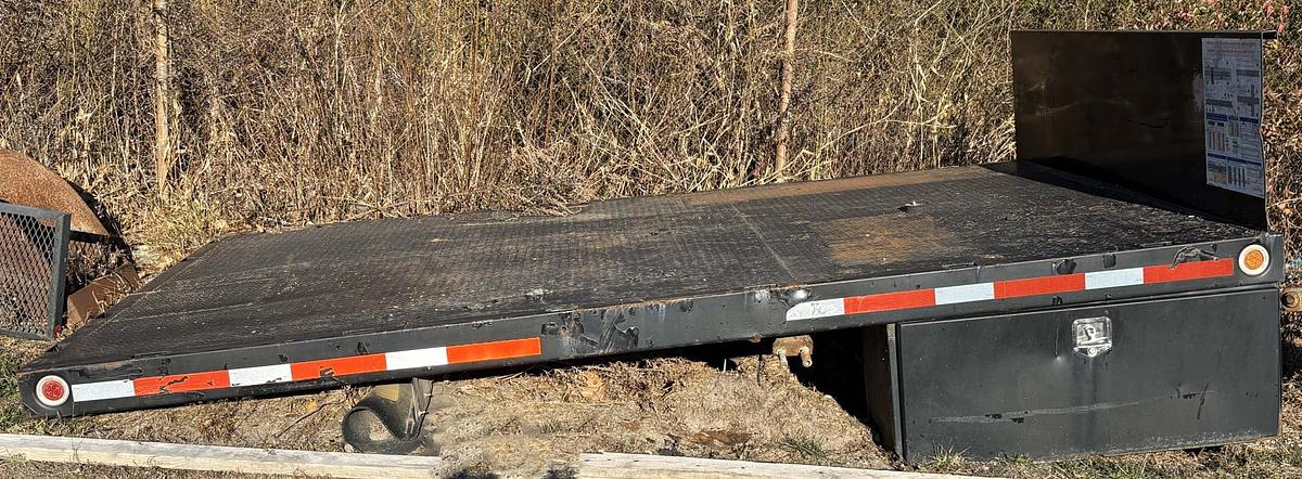 Used 0 UNKNOWN Flatbed