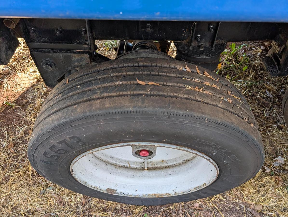 Used 1996 INTERNATIONAL 9400 Tri Axle