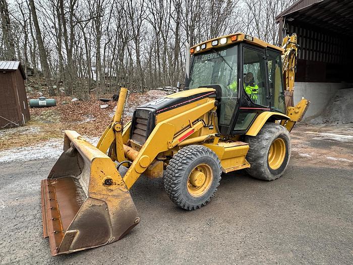 Used 2004 CATERPILLAR 416D