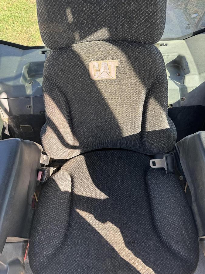 Used 2012 CATERPILLAR D5K2 LGP