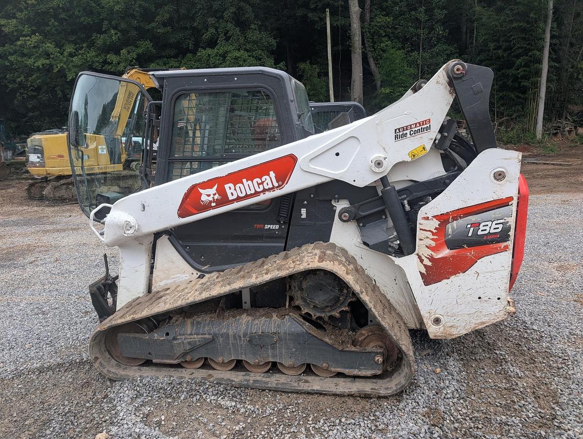 Used 2023 BOBCAT T86