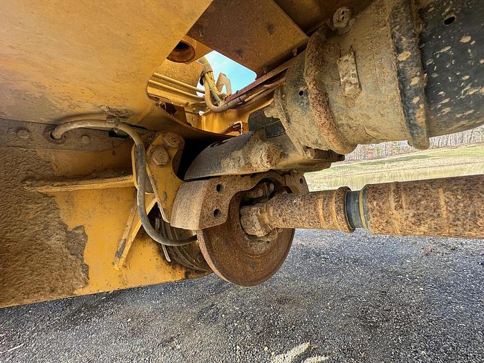 Used 2006 DEERE 300D