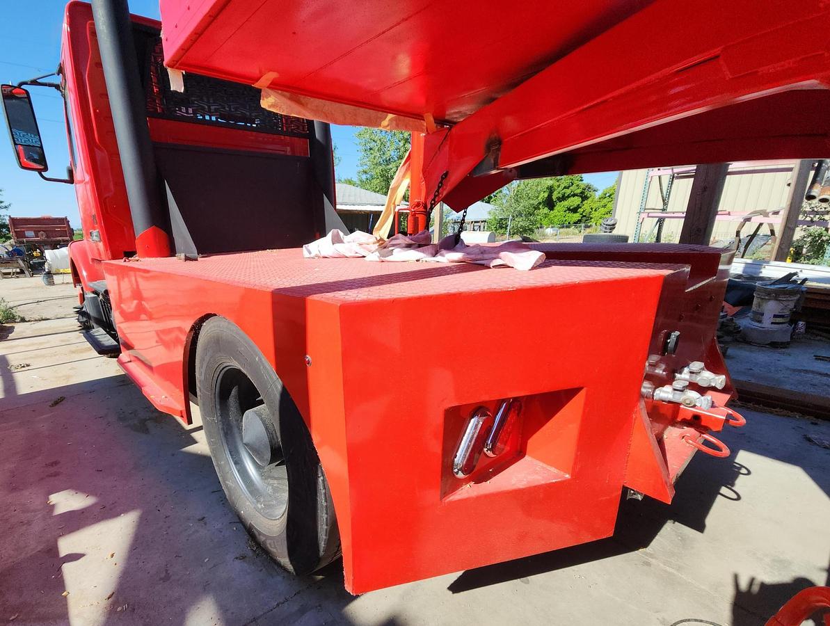 Used 2008 VOLVO VNM D13 4x2