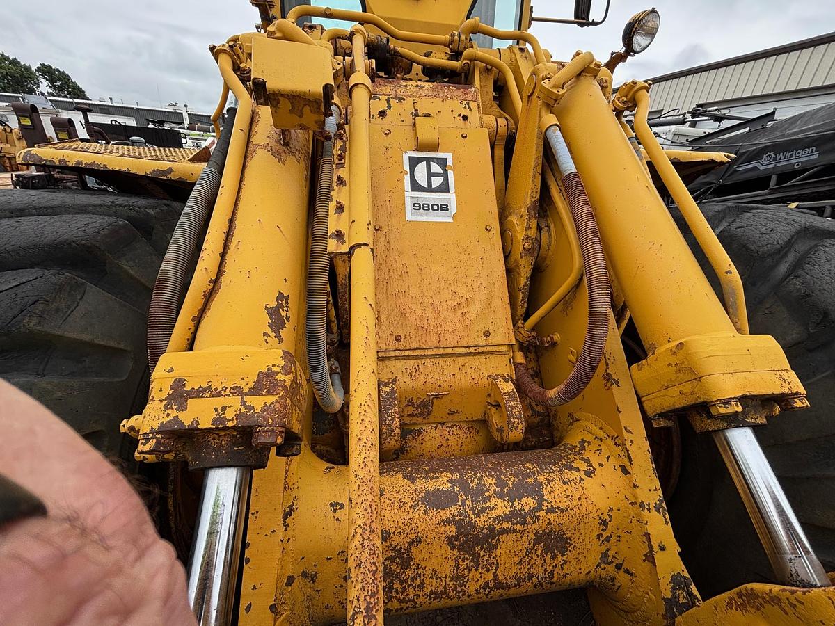 Used 1977 CATERPILLAR 980D