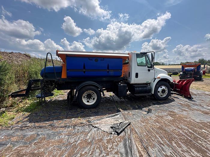 Used 2006 INTERNATIONAL 4300