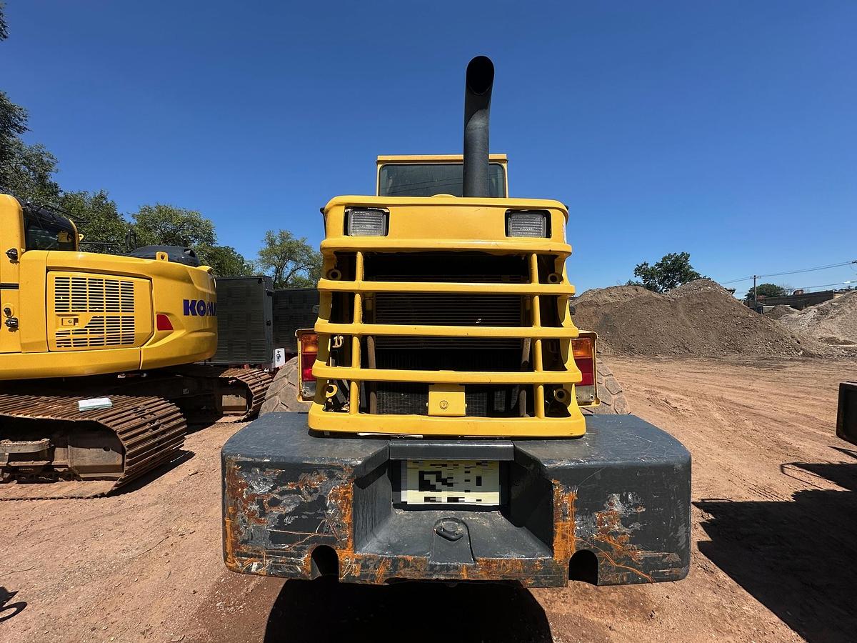 Used 2002 KOMATSU WA-250-3MC