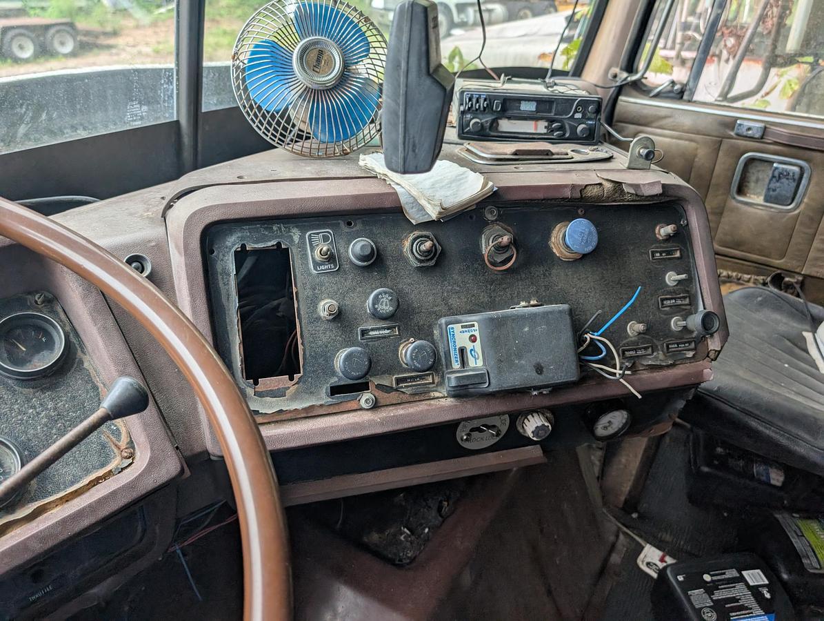 Used 1977 WHITE 6V92TTA