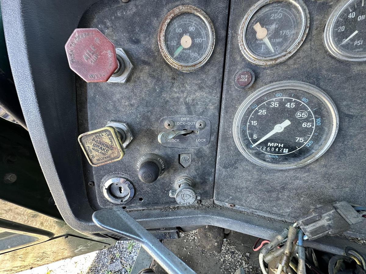 Used 1986 FORD LN9000