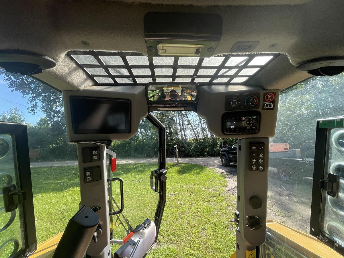 Used 2023 ASV RT135F