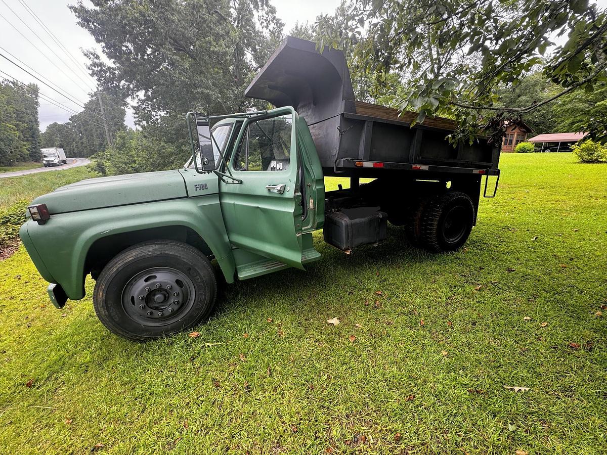 Used 1978 FORD F700