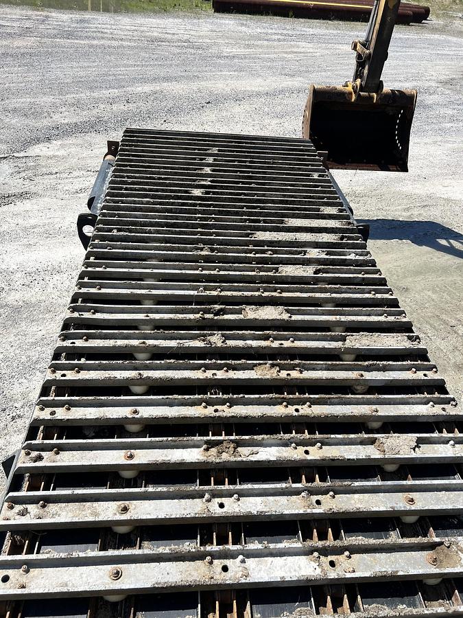 Used 2018 CATERPILLAR 326FL