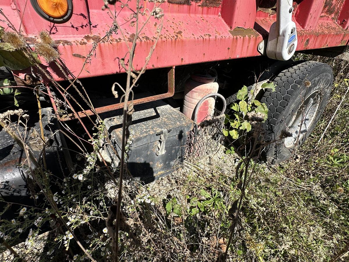 Used 1993 FORD L9000