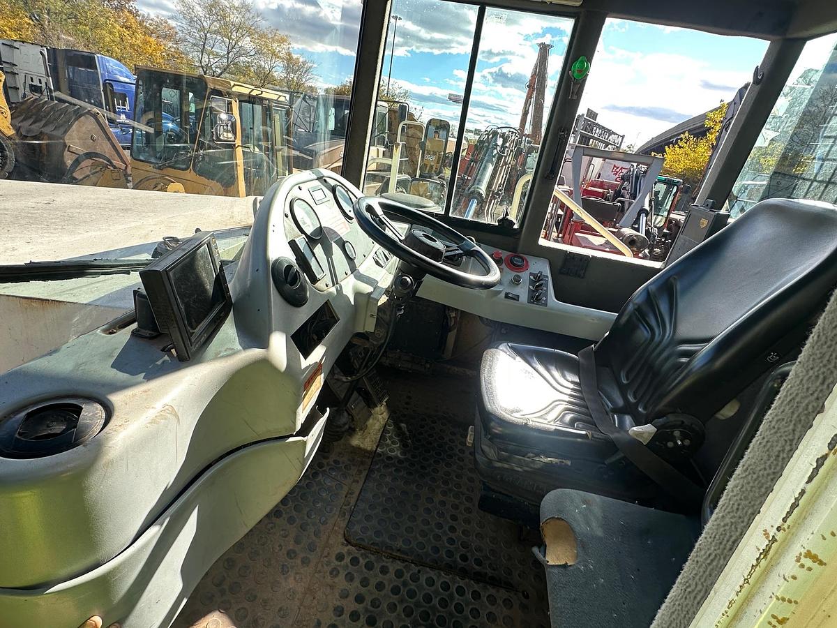 Used 2000 TEREX TA40