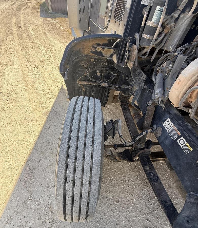 Used 2013 PETERBILT 386