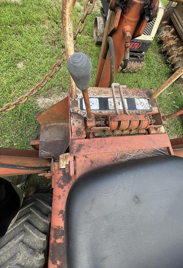 Used 1998 DITCH WITCH 4010DD Trencher/ Backhoe