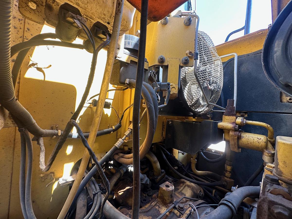 Used 2002 KOMATSU WA-250-3MC