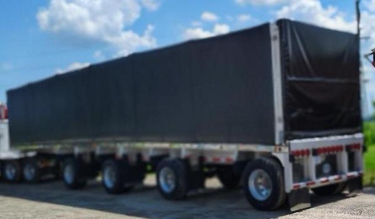 Used 2004 MAC 48 foot Quad