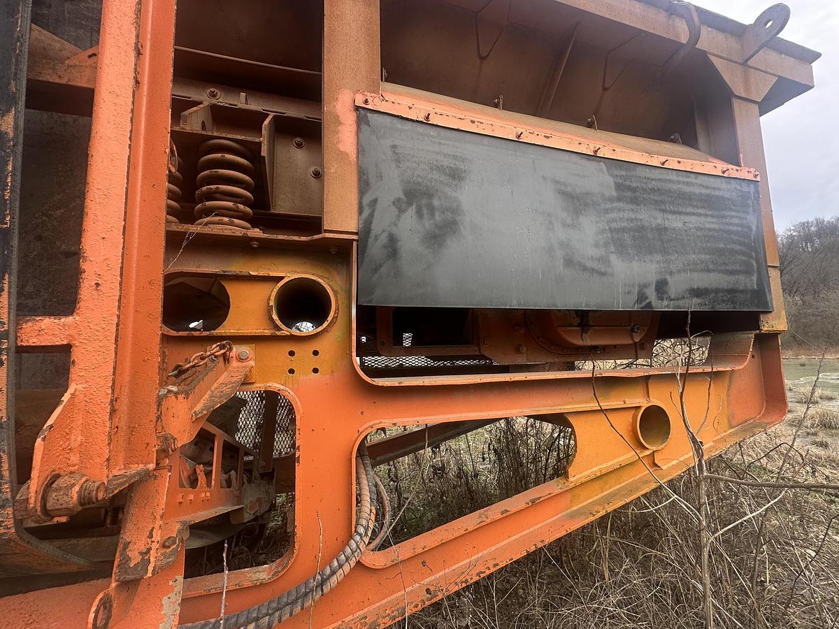 Used 2005 EAGLE CRUSHER 33D8215