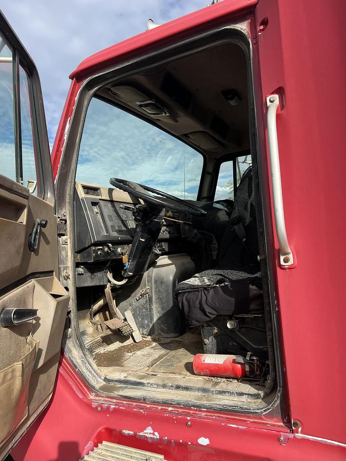 Used 1990 INTERNATIONAL 8300 Eagle