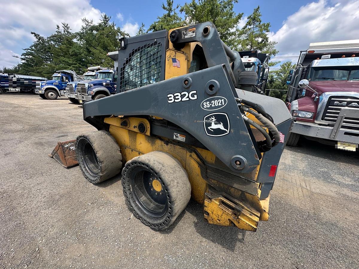 Used 2018 DEERE 332G
