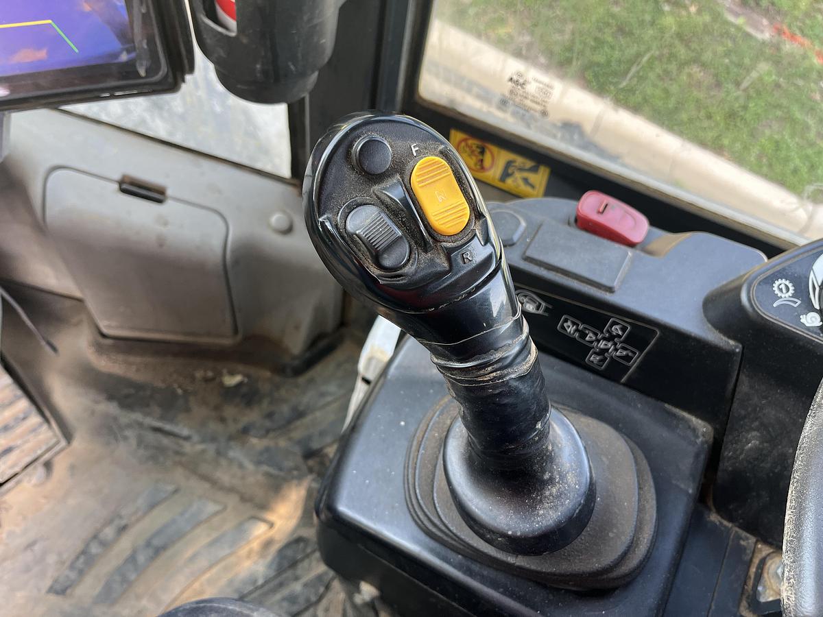 Used 2018 KOMATSU WA270-8