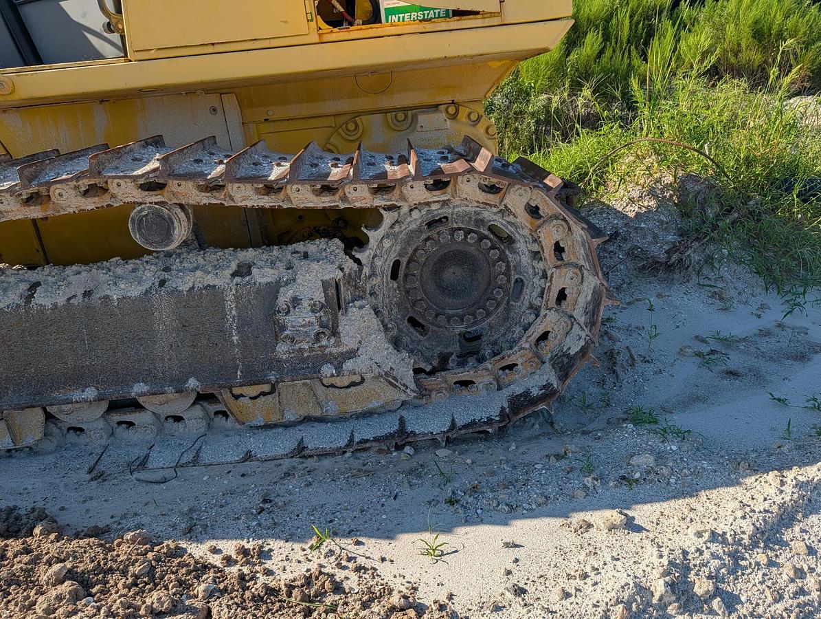 Used 2010 KOMATSU D61PX-15EO GALEO