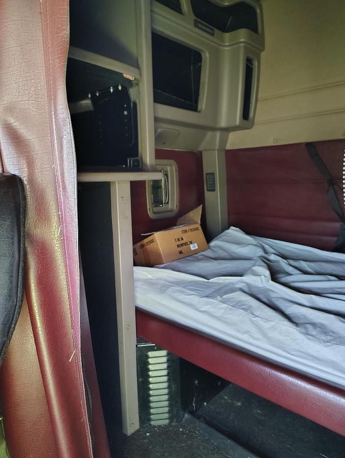 Used 2008 PETERBILT 386