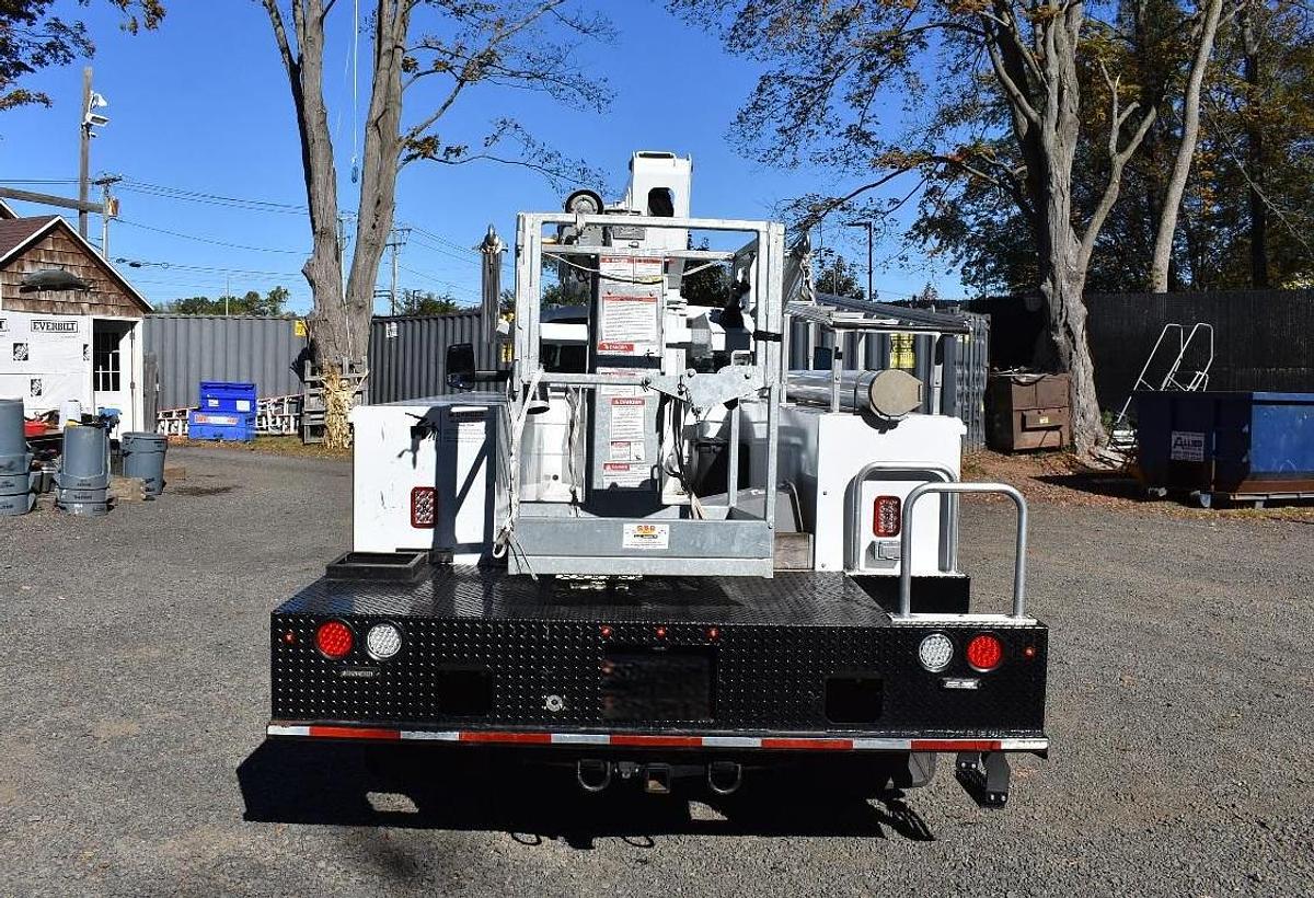 Used 2022 CHEVROLET 5500HD 4X4