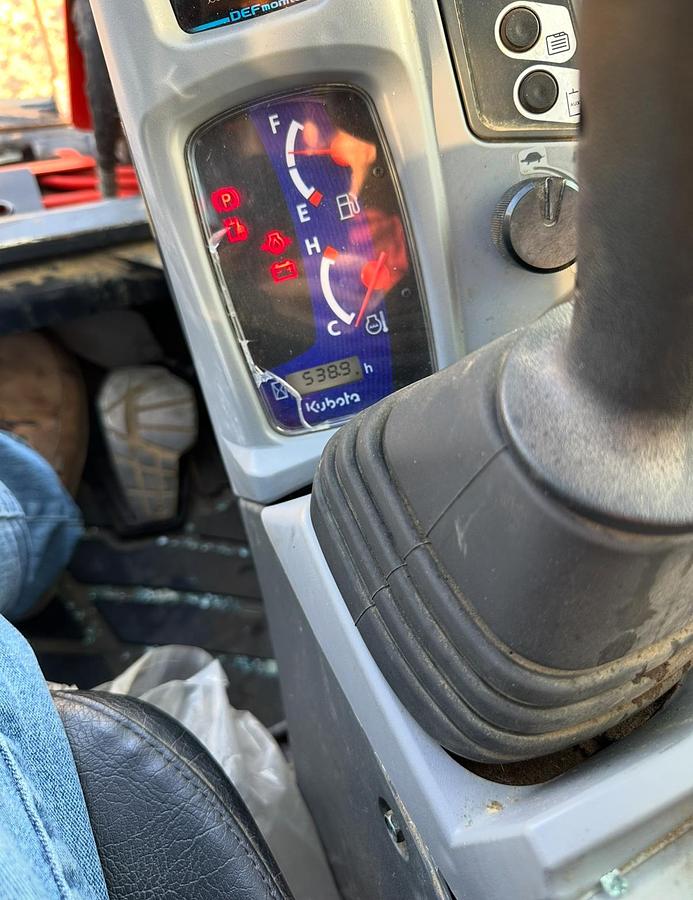 Used 2024 KUBOTA SVL97-2