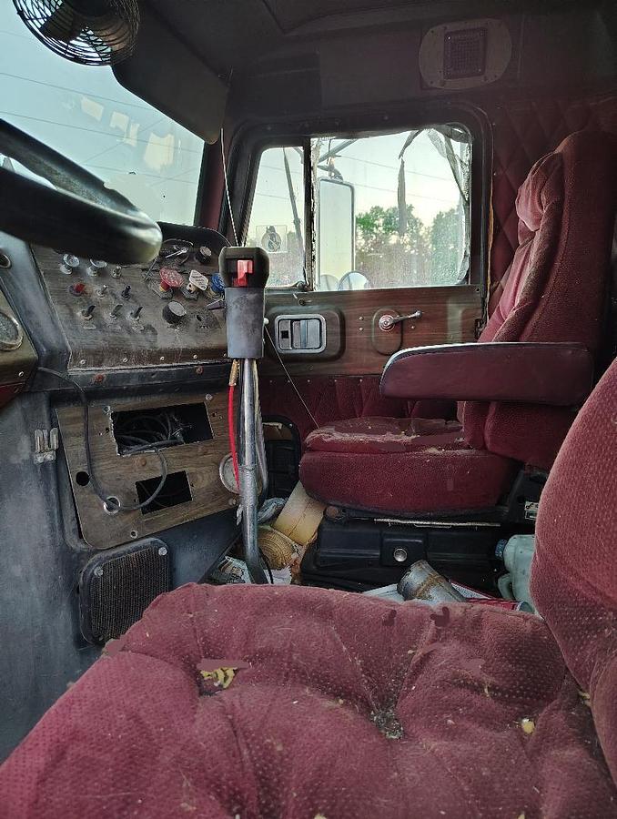 Used 1979 FREIGHTLINER