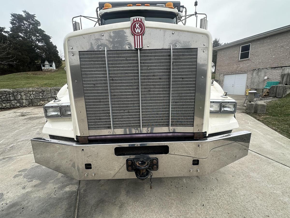Used 2015 KENWORTH T800