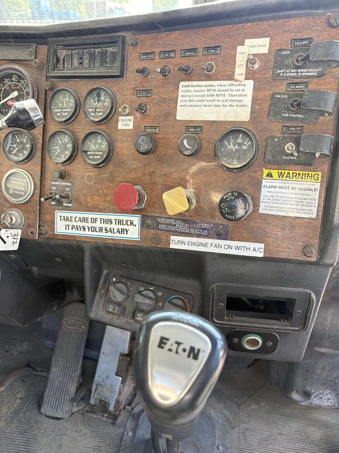 Used 1999 PETERBILT 378