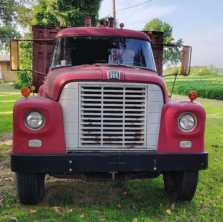 Used 1965 INTERNATIONAL Loadstar 1800