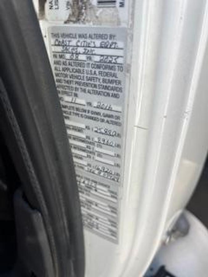 Used 2017 INTERNATIONAL 4300 Attenuator