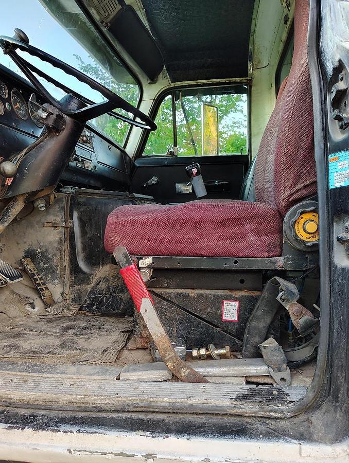 Used 1975 INTERNATIONAL 120