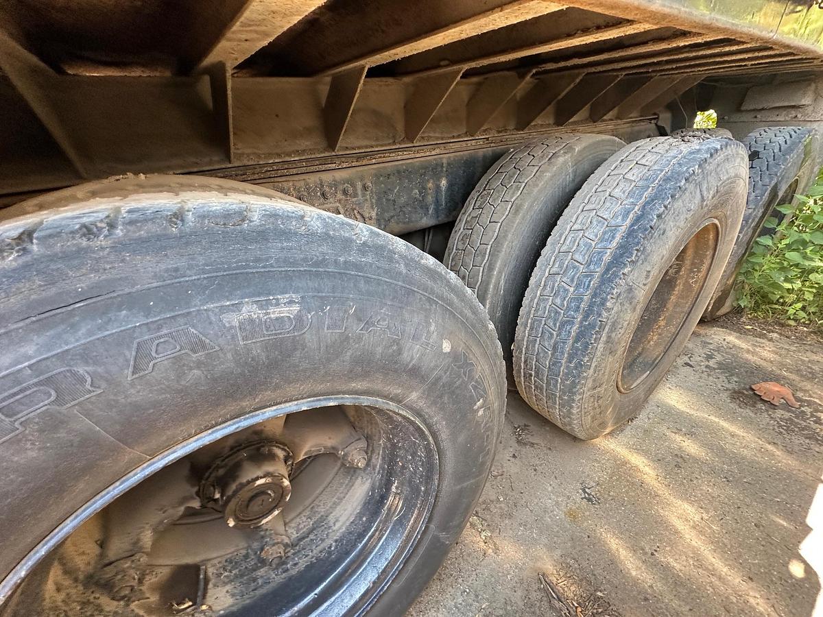 Used 1986 AUTOCAR DK64