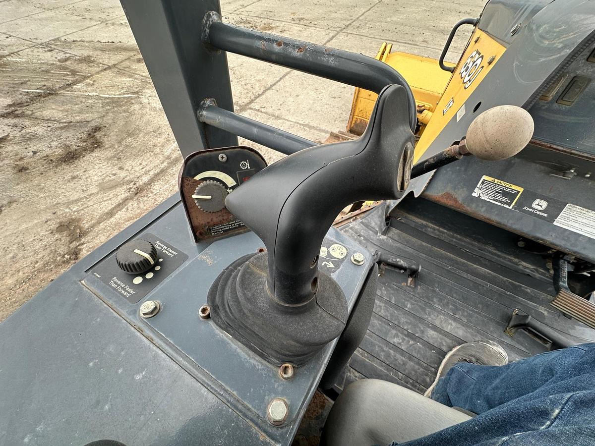 Used 2007 DEERE 650J LT