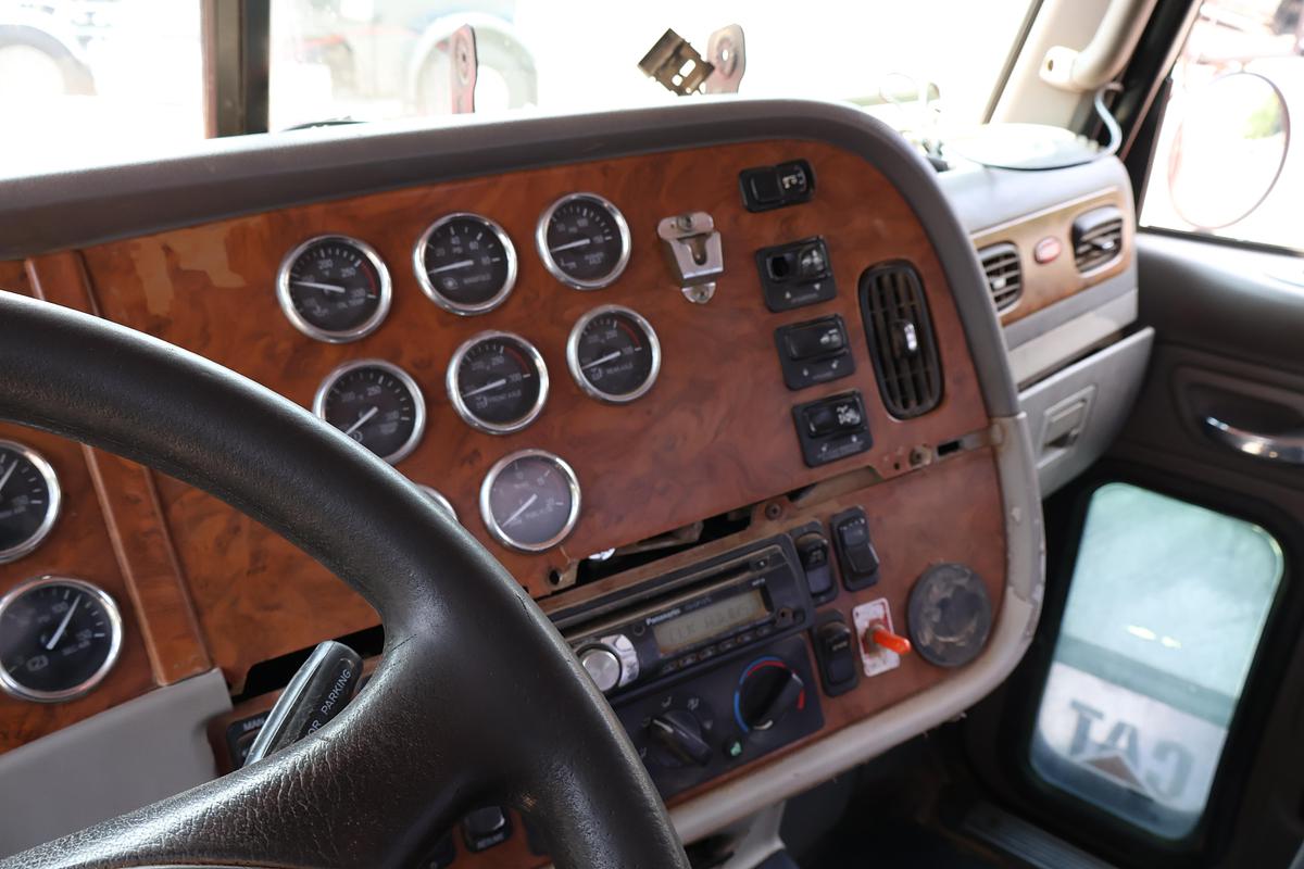 Used 2008 PETERBILT 388