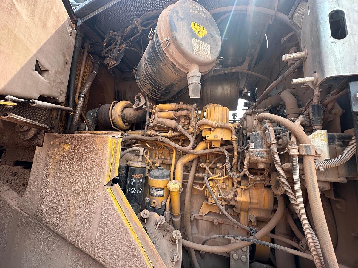 Used 2023 DEERE 744P