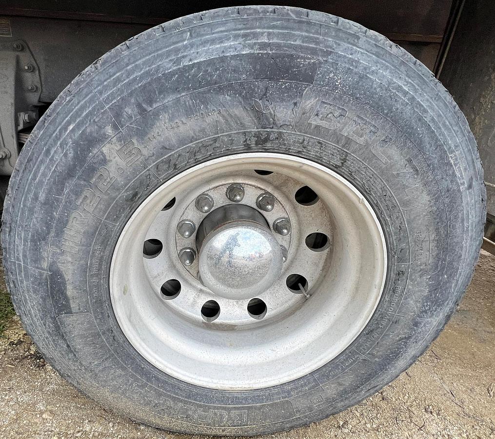 Used 2016 PETERBILT 348