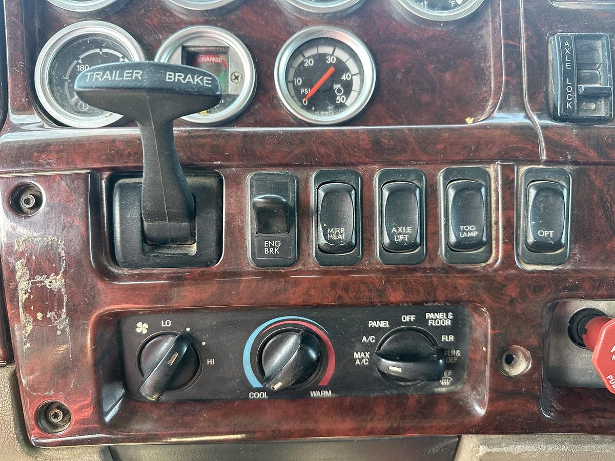 Used 2007 STERLING L9500