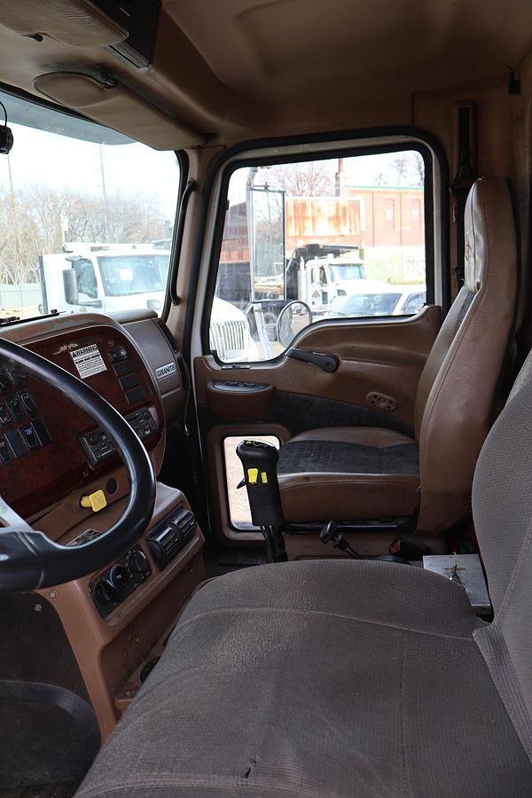 Used 2007 MACK Granite CV713