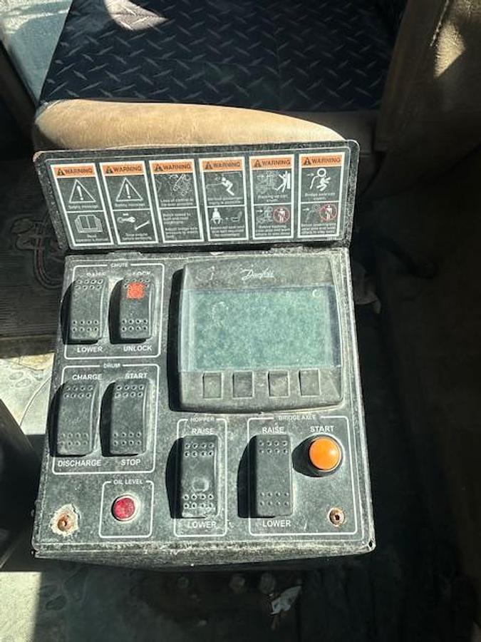 Used 2016 MACK GU700