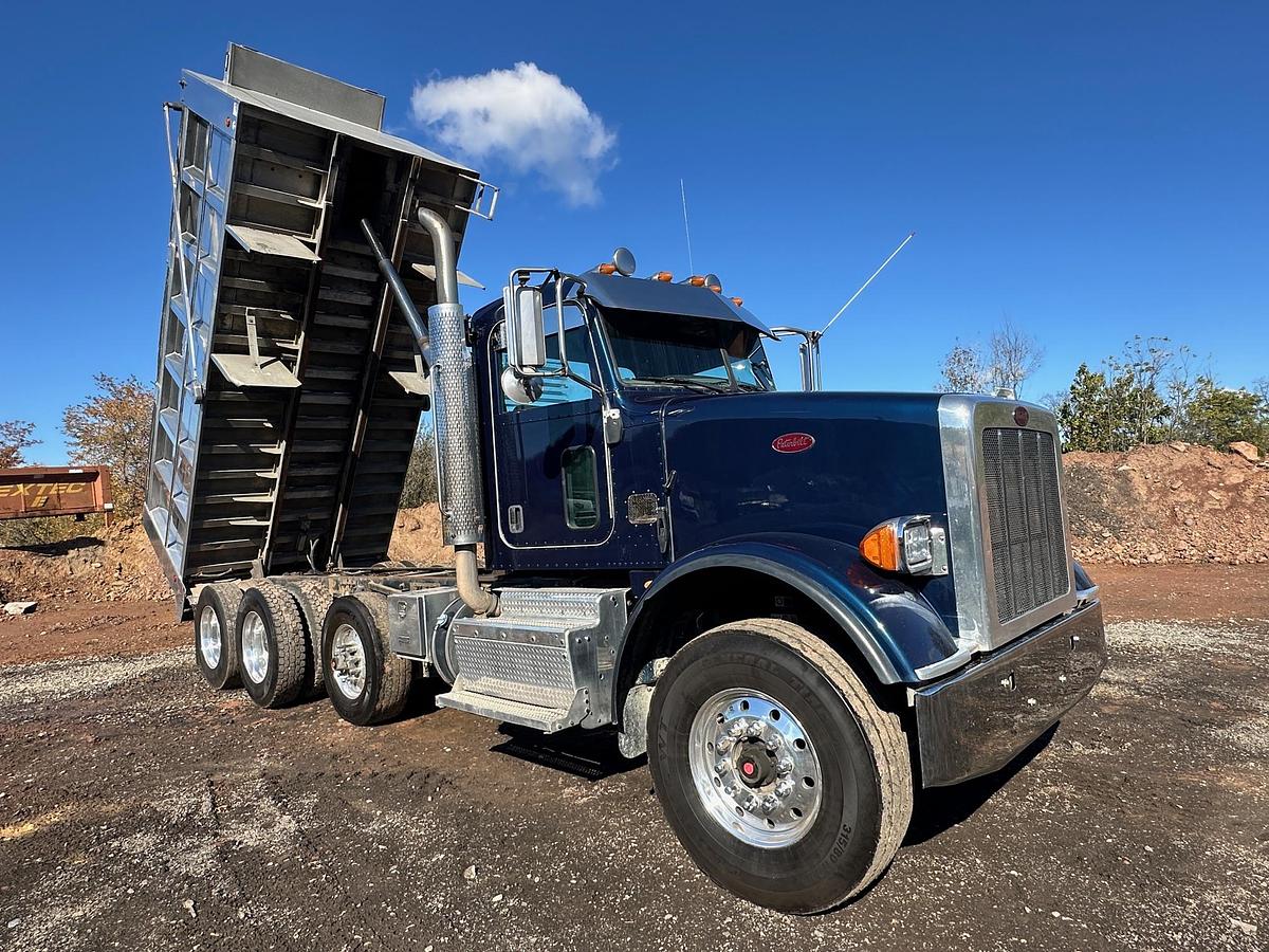 Used 2016 PETERBILT 365