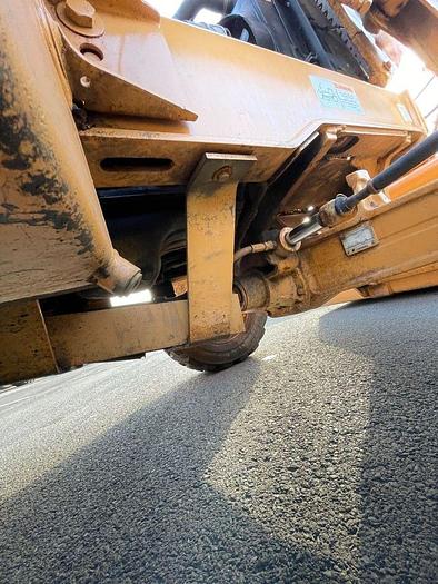 Used 2003 CASE 570M XT