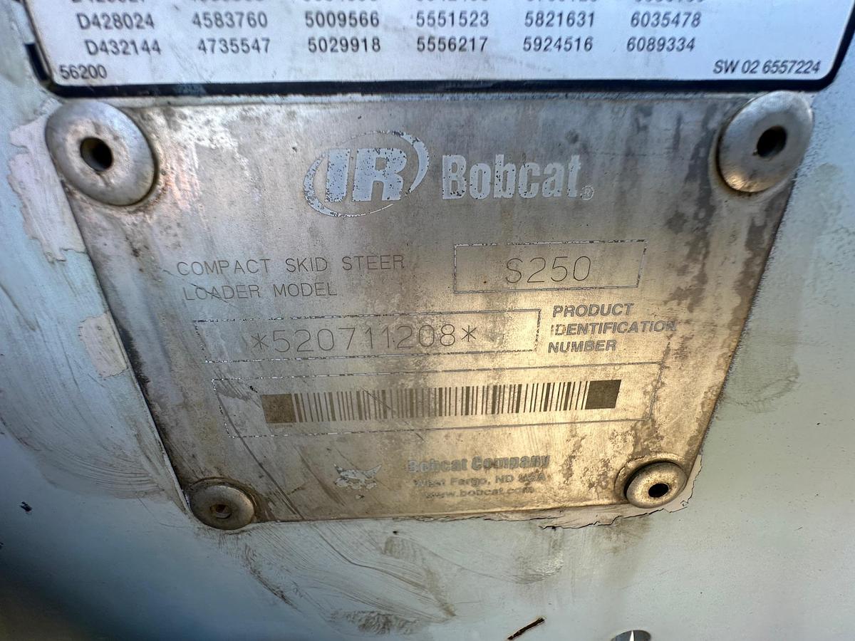 Used 2002 BOBCAT S250