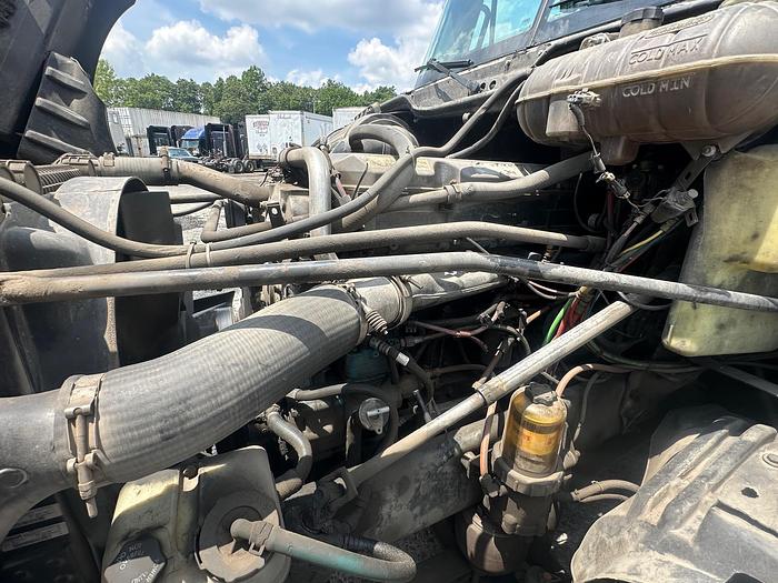 Used 2007 FREIGHTLINER Columbia