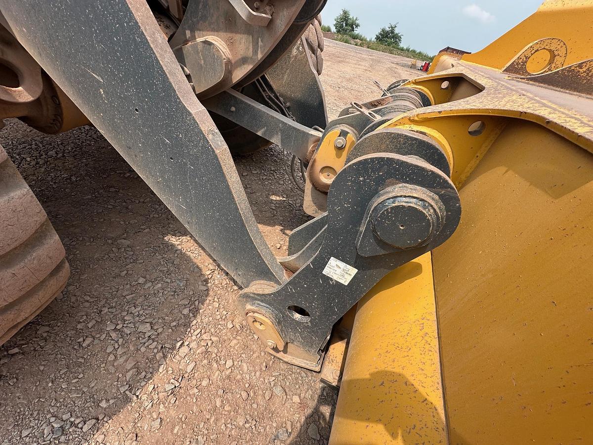 Used 2023 DEERE 744P