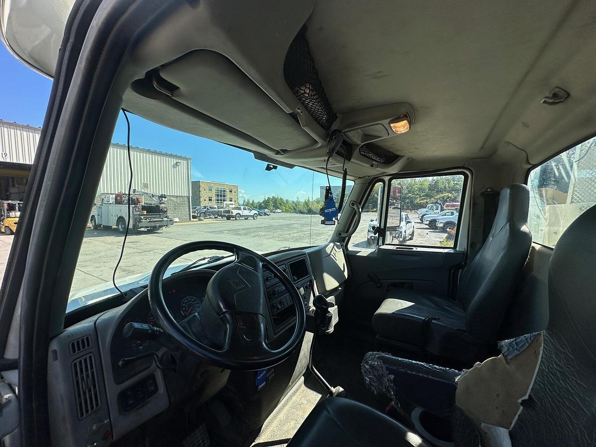 Used 2010 INTERNATIONAL 4300 Service Truck